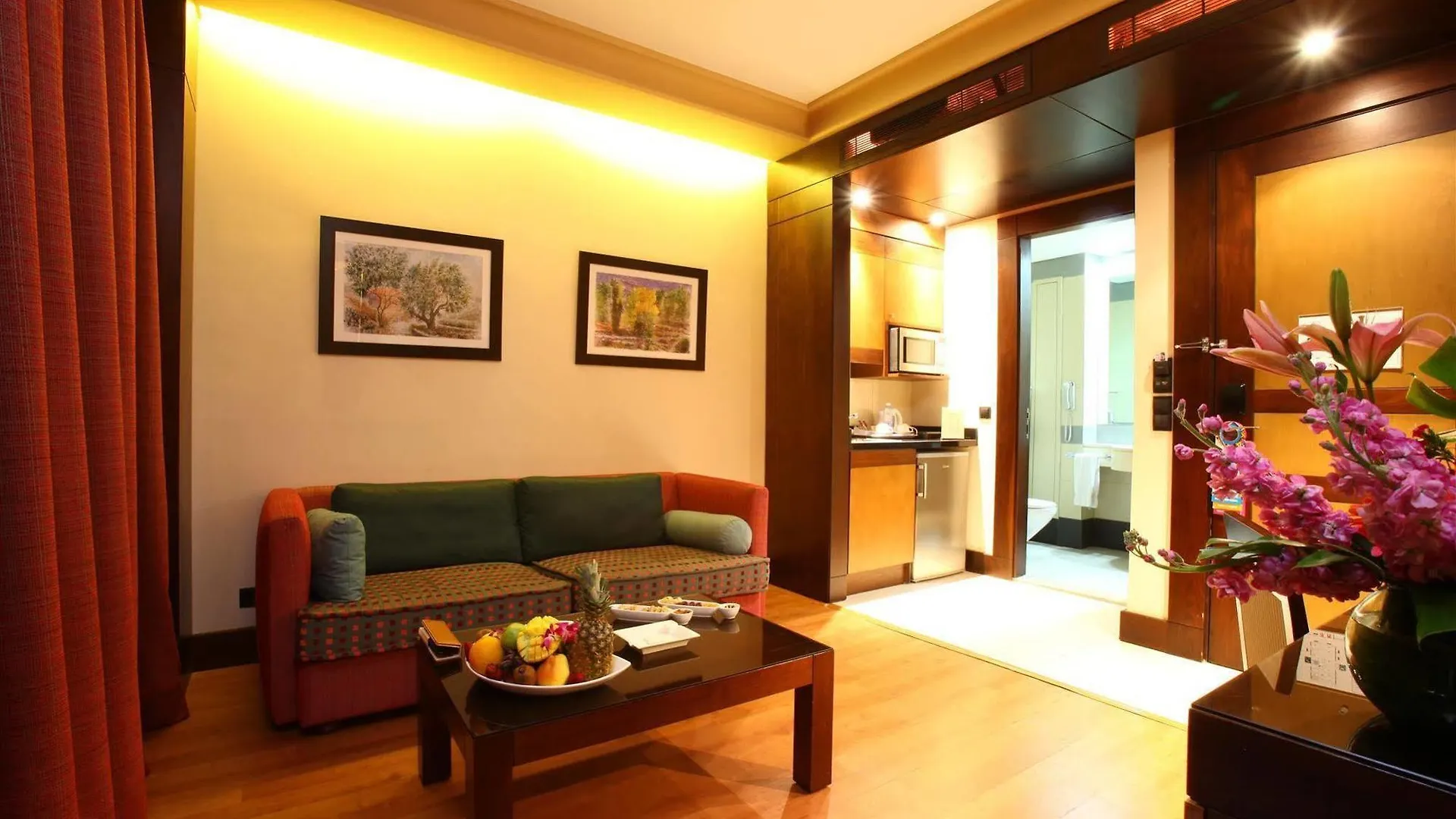 Coral Beirut Al Hamra Hotel 4*,  Lebanon
